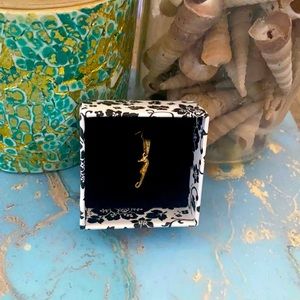 10k seahorse pendant🐠